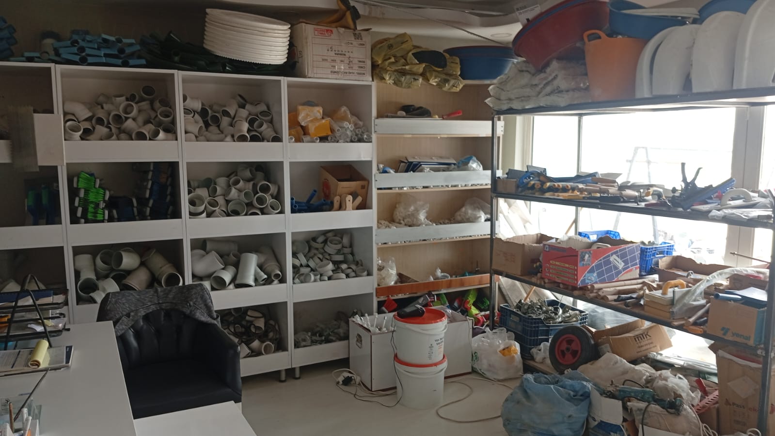 PVC, tesisat ve yapı malzemeleri reyonu